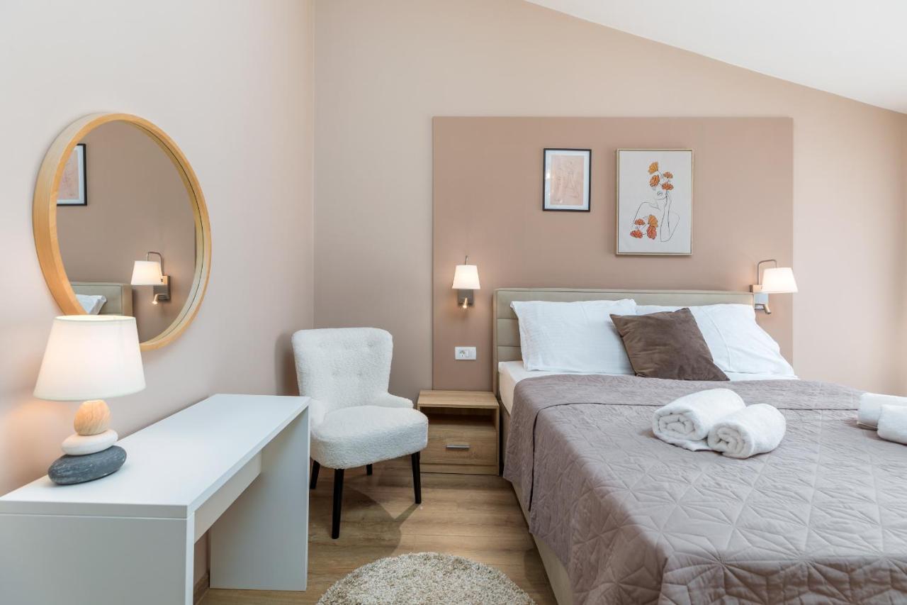 Wine House Apartments & Rooms Marceta Fažana Eksteriør bilde